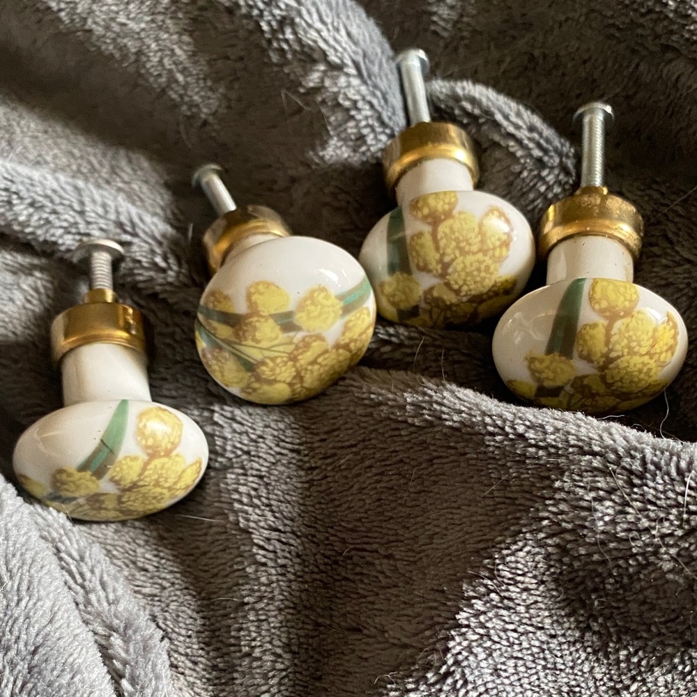 Yellow Floral Ceramic Knobs